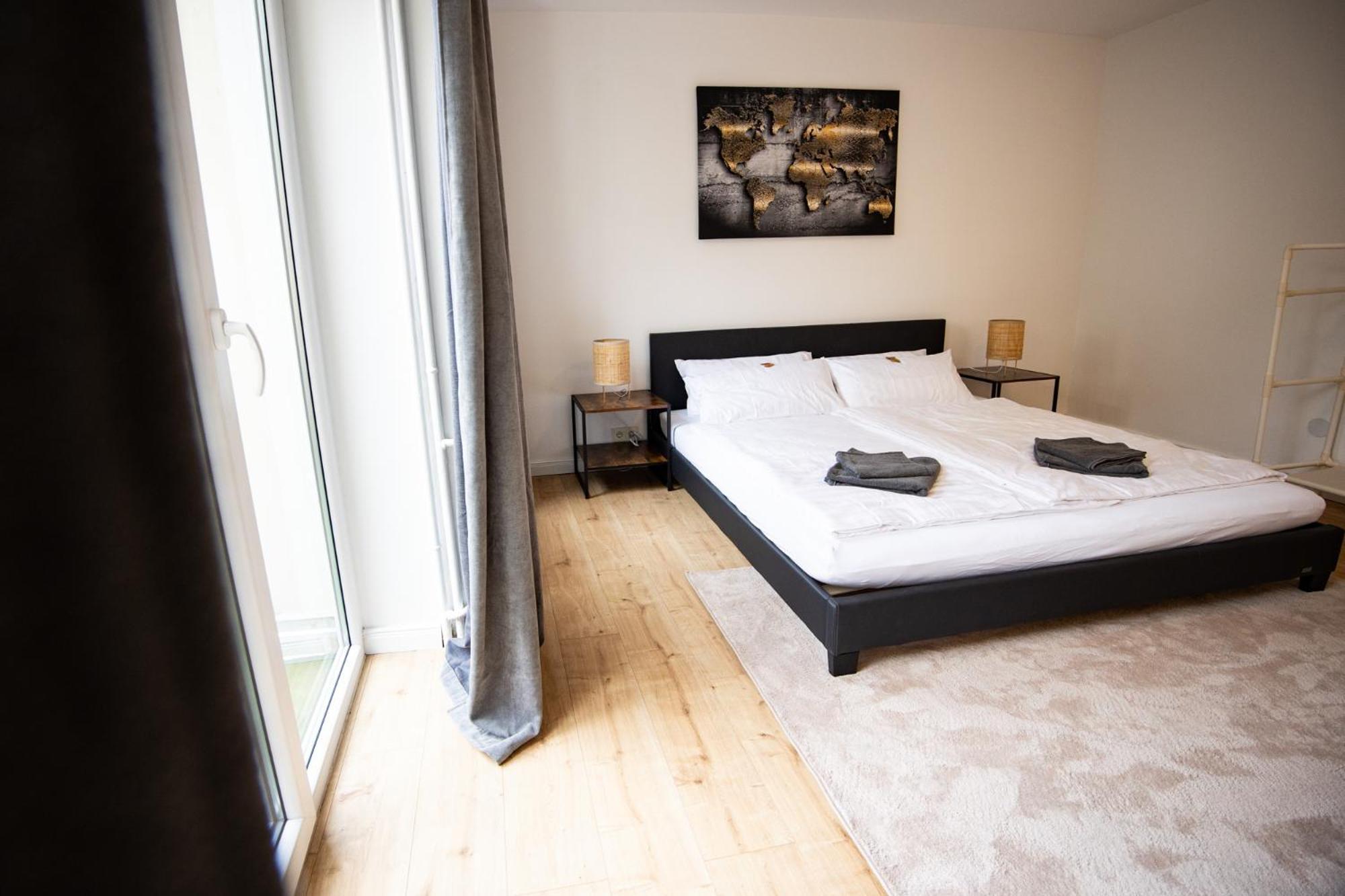 Me Living Bad Pyrmont Innenstadt 10 Meter Balkon Exterior photo